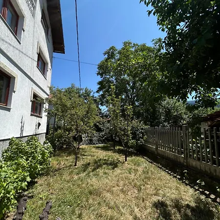 Vakantiehuis Vratnik